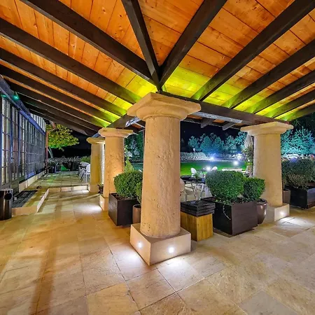 Boreczna Oda ve Kahvaltı