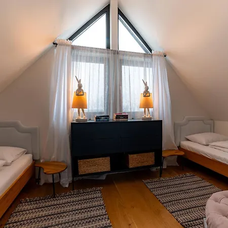 Boreczna Oda ve Kahvaltı