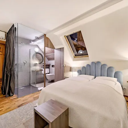 Boreczna Oda ve Kahvaltı