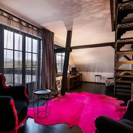 Oda ve Kahvaltı Boreczna